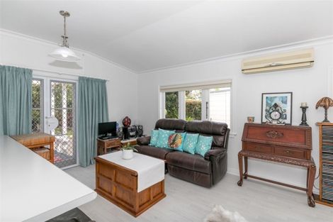 Photo of property in 71 Brady Street, Te Awamutu, 3800