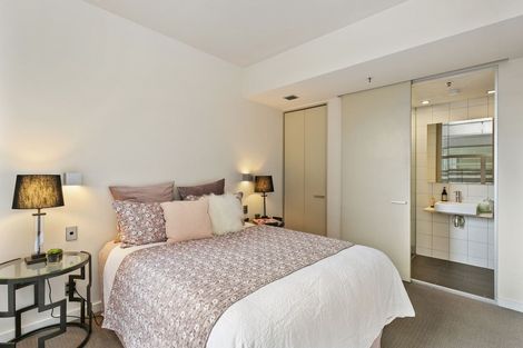 Photo of property in The Wellington Suites, 383/233 Cuba Street, Te Aro, Wellington, 6011