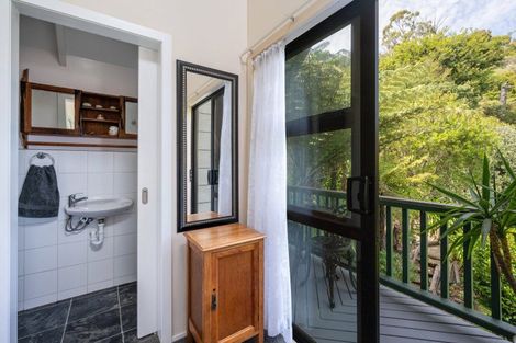 Photo of property in 102 Tosswill Road, Tahunanui, Nelson, 7011