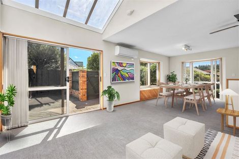 Photo of property in 9 Elmtree Close, Parklands, Christchurch, 8083