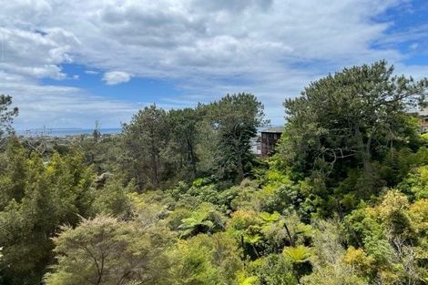 Photo of property in 8 Dalmeny Close, Murrays Bay, Auckland, 0630
