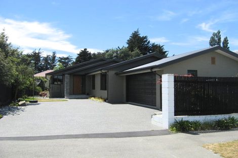 Photo of property in 6 Waitikiri Drive, Parklands, Christchurch, 8083