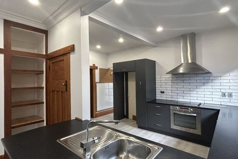 Photo of property in 15 Rolleston Street, Mount Cook, Wellington, 6021