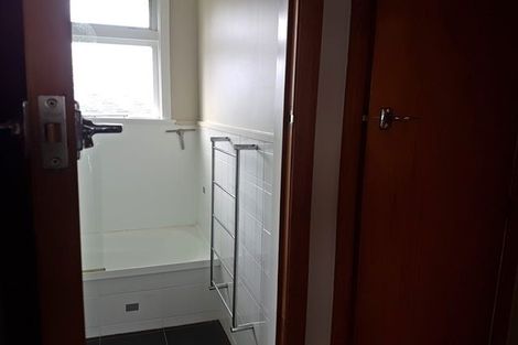 Photo of property in 10 Mcdonald Place, Awapuni, Palmerston North, 4412