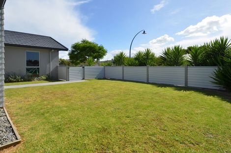 Photo of property in 120 Castlewold Drive, Bethlehem, Tauranga, 3110