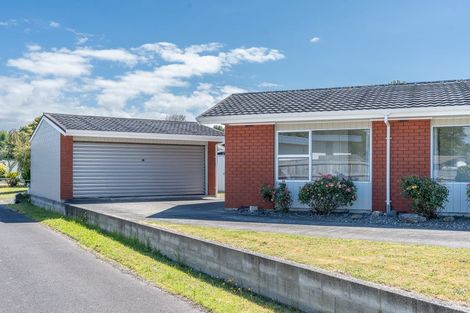 Photo of property in 4 Morrow Avenue, St Andrews, Hamilton, 3200