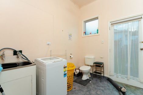 Photo of property in 240 South Road, Caversham, Dunedin, 9012