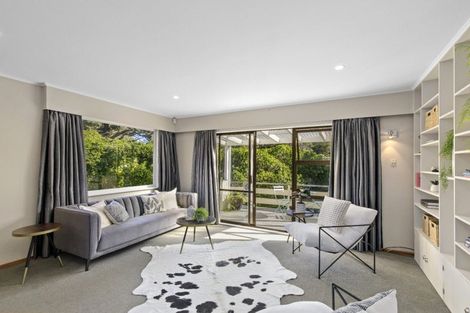 Photo of property in 10 Palm Grove, Belmont, Lower Hutt, 5010