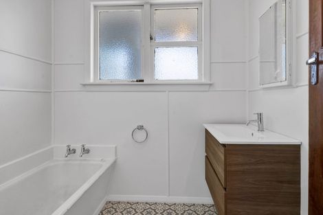 Photo of property in 20 Mclean Street, Hawera, 4610