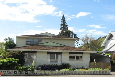 Photo of property in 3/251 Bridge Street, The Wood, Nelson, 7010