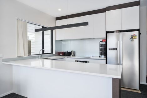 Photo of property in 54c Chilcott Road, Henderson, Auckland, 0612