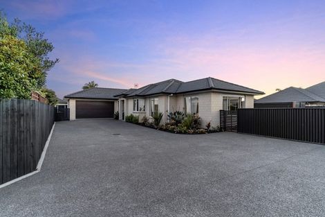 Photo of property in 37 Matemuri Drive, Papamoa Beach, Papamoa, 3118