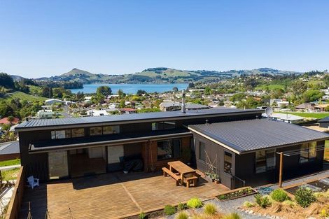 Photo of property in 16 Glendermid Close, Sawyers Bay, Port Chalmers, 9023