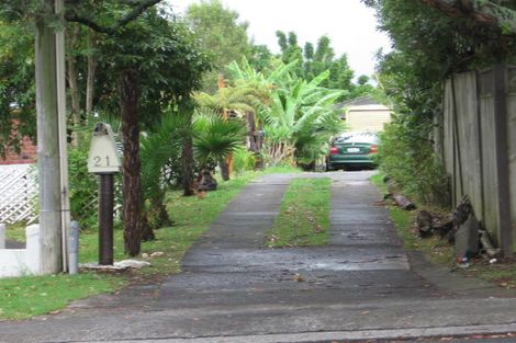 Photo of property in 21 Tirimoana Road, Te Atatu South, Auckland, 0602