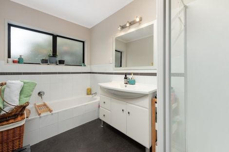 Photo of property in 141a Valley Road, Mount Maunganui, 3116