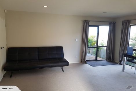 Photo of property in 60 Travis View Drive, Fairview Heights, Auckland, 0632