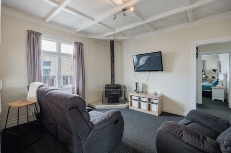 Photo of property in 3 Andrew Street, Marewa, Napier, 4110