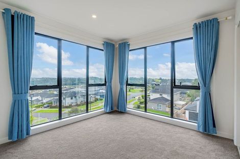 Photo of property in 2 Anehu Place, Greenhithe, Auckland, 0632