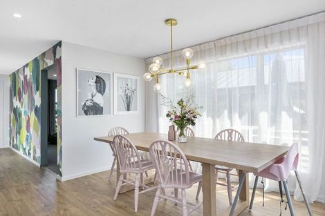 Photo of property in 18 Carrick Place, Mosgiel, 9024