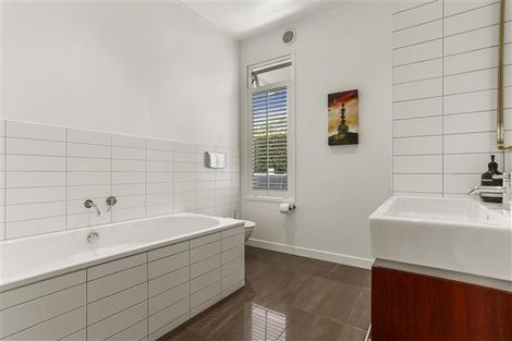 Photo of property in 823 Riddell Road, Saint Heliers, Auckland, 1071