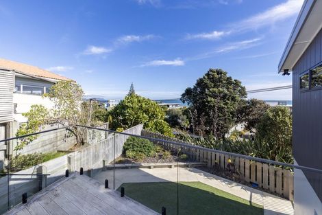 Photo of property in 79 The Esplanade, Raumati South, Paraparaumu, 5032