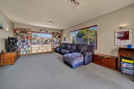 Photo of property in 19 Mccarthy Street, Hawera, 4610