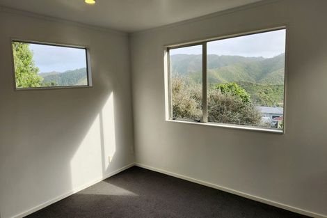 Photo of property in 17 Manitoba Place, Kingston, Wellington, 6021