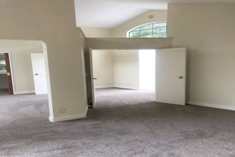 Photo of property in 48b West Lynn Road, Titirangi, Auckland, 0604