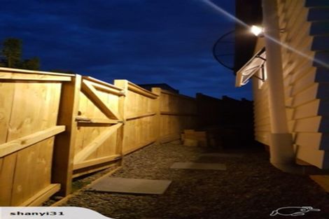 Photo of property in 35 Renoir Street, West Harbour, Auckland, 0618