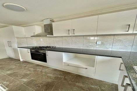 Photo of property in 115 Riverhead Road, Kumeu, 0892