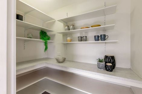 Photo of property in 17 Botany Lane, Whitby, Porirua, 5024