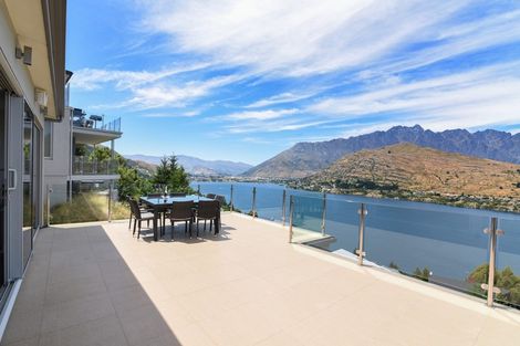 Photo of property in 10b Olivers Place, Queenstown, 9300