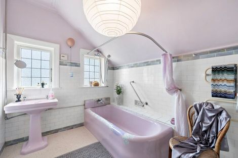 Photo of property in 4 Indus Street, Khandallah, Wellington, 6035