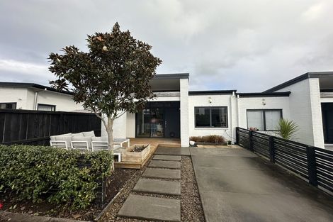 Photo of property in 7 Nohanga Lane, Hobsonville, Auckland, 0616
