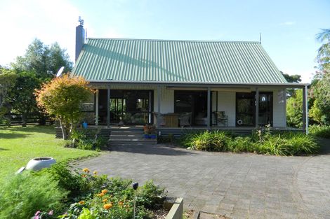 Photo of property in 8 Oripiro Road, Kerikeri, 0230