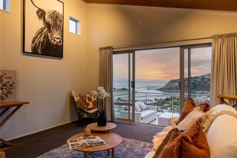 Photo of property in 16 Glendevere Terrace, Redcliffs, Christchurch, 8081
