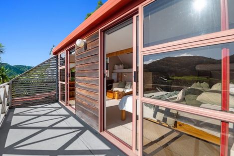 Photo of property in 92 Okareka Loop Road, Lake Okareka, Rotorua, 3076