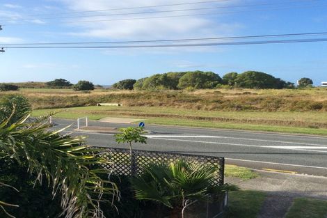 Photo of property in 494 Papamoa Beach Road, Papamoa Beach, Papamoa, 3118