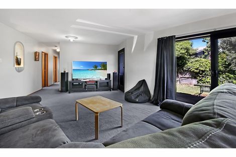 Photo of property in 5 Coates Place, Rangiora, 7400