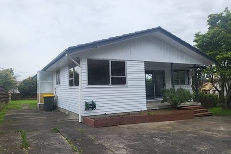 Photo of property in 23 Roick Parade, Glen Eden, Auckland, 0602