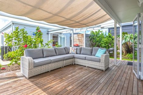 Photo of property in 107 Riverview Road, Whangamata, 3620