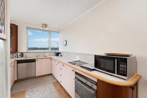 Photo of property in Elizabeth Height Apartments, 8 Elizabeth Street, Tauranga, 3110
