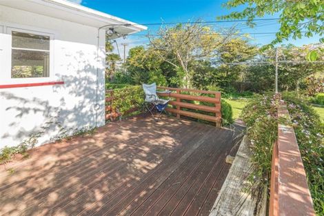 Photo of property in 32 Suther Street, Waverley, 4510