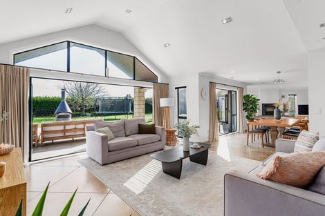 Photo of property in 12 Westvale Lane, Te Kowhai, Hamilton, 3288