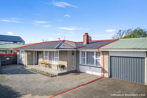 Photo of property in 2/7 Curletts Road, Sockburn, Christchurch, 8042