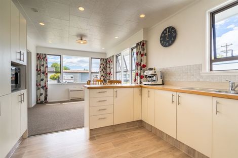 Photo of property in 5 Duthie Street, Milton, 9220