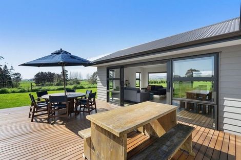 Photo of property in 102 Kukutauaki Road, Koputaroa, Levin, 5575