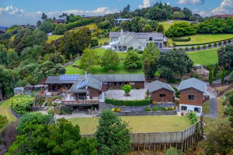 Photo of property in 76 Brick Bay Drive, Sandspit, Warkworth, 0982