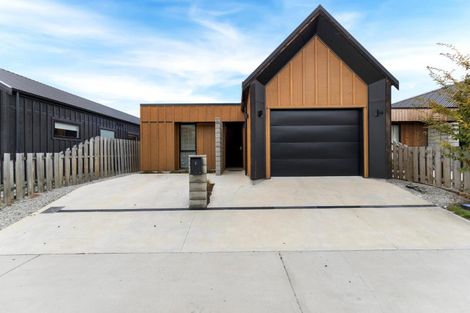 Photo of property in 6 Longlands Street, Lake Hayes, Queenstown, 9304