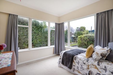 Photo of property in 30 Tawa Terrace, Tawa, Wellington, 5028